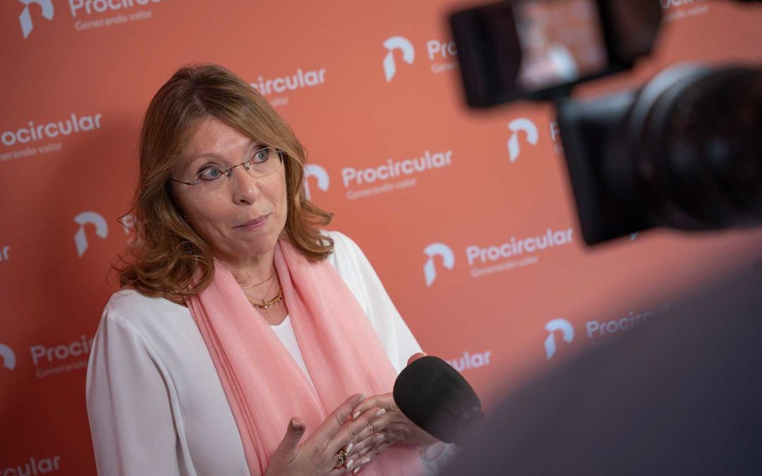 Procircular