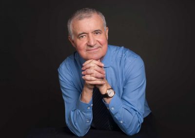 Dr. Javier García Campayo