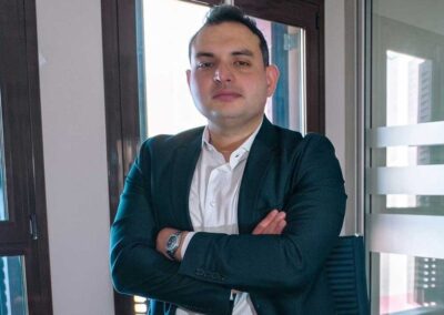 GRUPO ACREDITA
